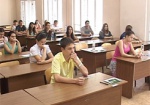 Выпускники из Донецкой и Луганской областей сегодня в Харькове сдавали ВНО по украинскому языку и литературе
