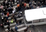 Участнику харьковских беспорядков с милицейским автобусом грозит до 8 лет тюрьмы