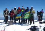 Харьковские альпинисты посвятили восхождение на Эльбрус родному городу