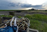 Атаки на блокпосты сил АТО, обстрел аэропорта Донецка и передислокация боевиков – сводка СНБО