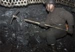 Из 150 шахт, которые добывают уголь в Украине, 83 - в зоне, контролируемой боевиками