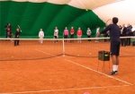 «Коронные» удары от профессионала. Сергей Стаховский провел мастер-класс по теннису для детей из зоны АТО