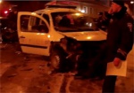 В Харькове милицейское авто врезалось в машину с беременной женщиной за рулем