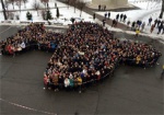 «Живые» самолеты рекордного размера. Студенты-авиаторы построили фигуры в Харькове и Киеве
