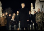 Президент пожелал украинцам мира в Новом году