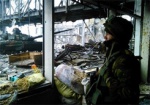Порошенко: Из донецкого аэропорта эвакуировали 6 раненых бойцов