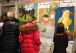 Дети Харькова - детям Донбасса. В Муниципальной галерее открылась экспозиция работ юных художников