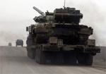 Порошенко: Украинская армия готова в любой момент вернуть тяжелое вооружение на позиции