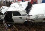 В Змиевском районе «Волга» врезалась в дерево - погибли два человека
