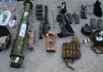 18 кг взрывчатки, мины и гранатомет. На Харьковщине СБУ нашла два тайника с оружием