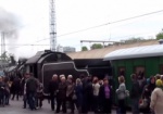 Харьковские ветераны-железнодорожники проехали в ретро-поезде