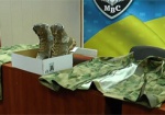 Волонтеры передали правоохранителям 10 комплектов военной формы. Силовики несут службу и в области, и в зоне АТО