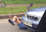 Правоохранители расследуют избиение водителя на Клочковской