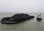 Премьер-министр поручил Минэнерго завозить уголь по морю
