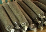 Харьковские таможенники обнаружили 10 кг некурительного табака в матрасе