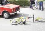 В Харькове под колеса авто попала 13-летняя велосипедистка