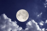 В ночь на 30 августа земляне смогут наблюдать гигантскую и яркую луну