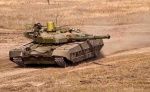 Украина начала отводить танки от линии разграничения