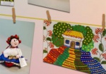 В Харькове открылась выставка детских рисунков, победивших в конкурсе ко Дню мира