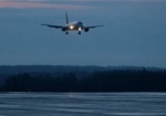 Украина прекратила авиасообщение с РФ