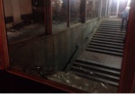 В метро на станции «Студенческая» разбили стекла
