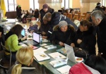 Волонтеры «Станции «Харьков» приостановили работу на Южном вокзале, переселенцев стало значительно меньше
