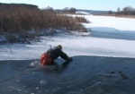 Спасатели призывают харьковчан не выходить на тонкий лед