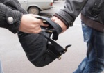Задержан 28-летний парень, грабивший на улице харьковчан