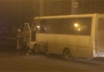 На проспекте Гагарина загорелась маршрутка с пассажирами