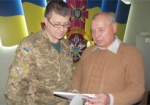 В харьковской приемной министра обороны уже помогли 125 бойцам