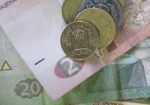 Украинцам обещают повысить зарплаты и пенсии на 6%