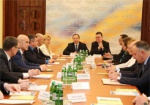 Майкл Лалли встретился с руководителями крупных предприятий Харьковщины