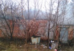 В Дергачевском районе загорелся заброшенный дом