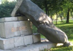 За 4 дня на Харьковщине планируют демонтировать 180 коммунистических памятников
