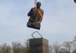 Памятник Ленину демонтировали в Чугуеве