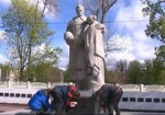 Полицейские нашли вандала, который осквернил памятник погибшим воинам