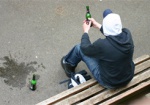 В полиции напоминают о запрете распивать алкоголь на улице