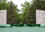 Мемориал Славы подготовили к празднику Победы