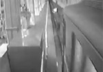 Появилось видео происшествия на станции метро «23-го Августа»