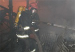 В Киевском районе всю ночь горели склады, пострадали двое пожарных