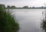 На Харьковщине перевернулась лодка с рыбаками, один утонул