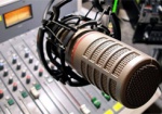 Порошенко одобрил закон о квотах на украинские песни в радиоэфире