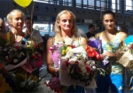 Юлия Светличная встретила сборную синхронисток, которые вернулись из Рио