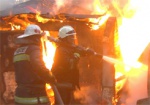 В Московском районе - крупный пожар в гаражах