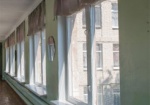 На осенних каникулах в харьковских школах заменят окна