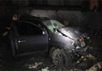 В Харькове пьяный водитель протаранил бетонный забор