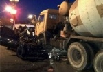 На Халтурина «Лада» влетела в бетоновоз: водитель легковушки погиб
