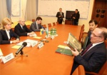 Юлия Светличная провела встречу с послом Узбекистана