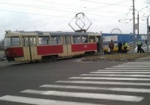 На Салтовке столкнулись трамвай и легковушка