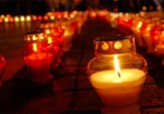 Свечи в память о жертвах Голодомора зажгут в 32 странах мира